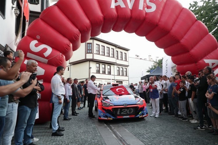 Kütahya’da tırmanma yarışının startı Germiyan’da verildi