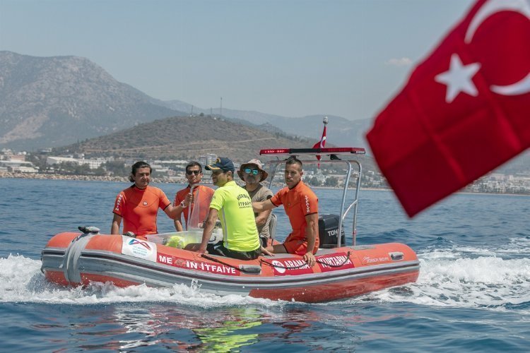 Arama Kurtarma Grupları kıyılarda göz açtırmıyor