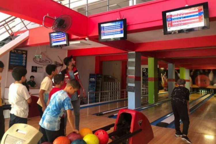 Bingöl’de çocuklara sportif cümbüş