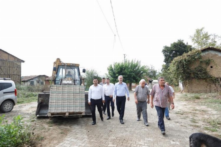 Bursa İnegöl’ün kırsal mahallelerine parke taş konforu