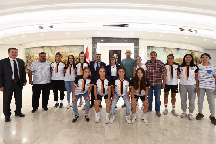 Gaziantep’in spora ve atlete dayanağı sürüyor