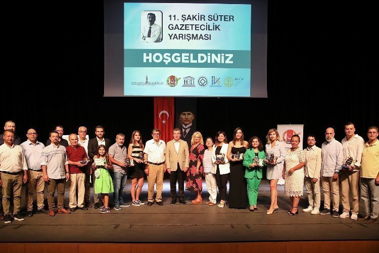 İzmir Bergama’da Şakir Süter Gazetecilik Müsabakası’nda mükafatlar sahiplerini buldu