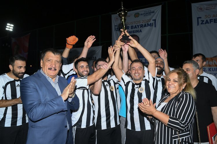 Malatya’da futbol ve voleybol turnuvası sona erdi