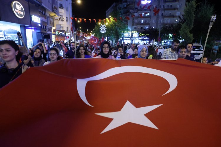 Nevşehir’de coşkulu fener alayı