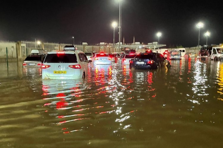 Edirne Kapıkule’deki su baskının akabinde paklık sürüyor