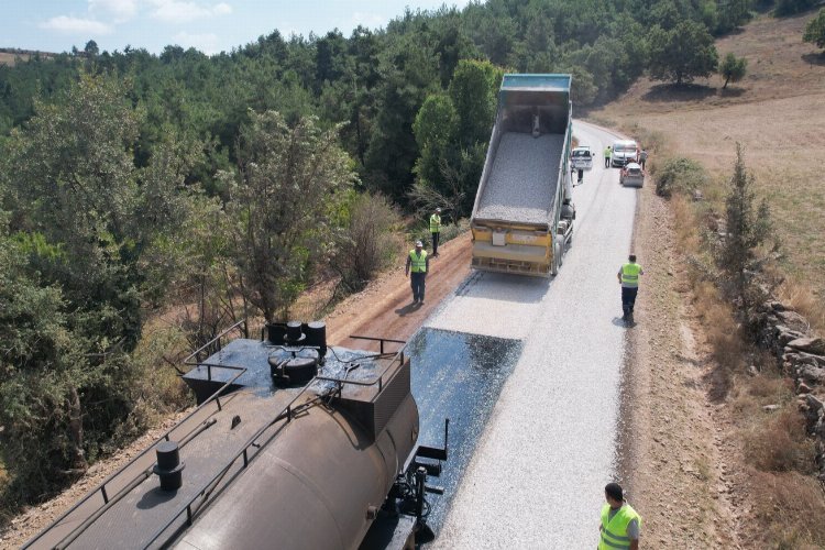 Manisa Turgutlu’da 20 kilometrelik küme yoluna asfalt