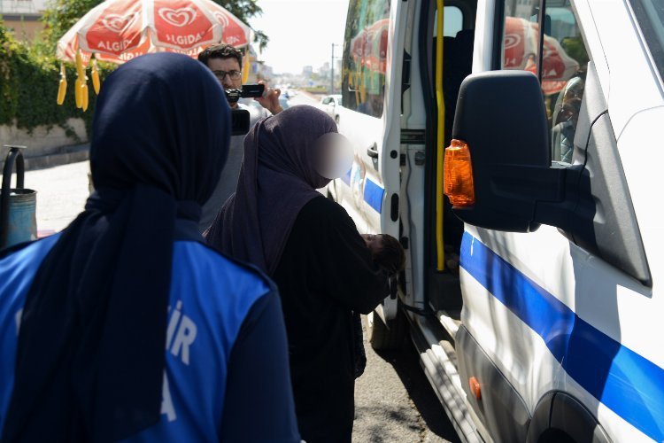 Diyarbakır Zabıtası’ndan dilencilere kontrol