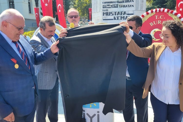 ÂLÂ Parti’den Bursa’da ‘Puşide-i Siyah’lı 100. yıl kutlaması