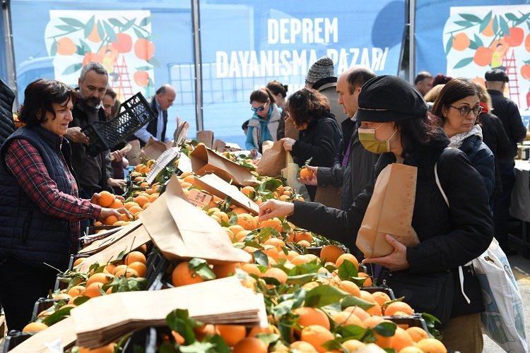 Depremzede üreticiye Kadıköy morali